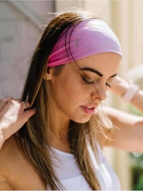 ZYIA Firecracker Light n'Tight Headband